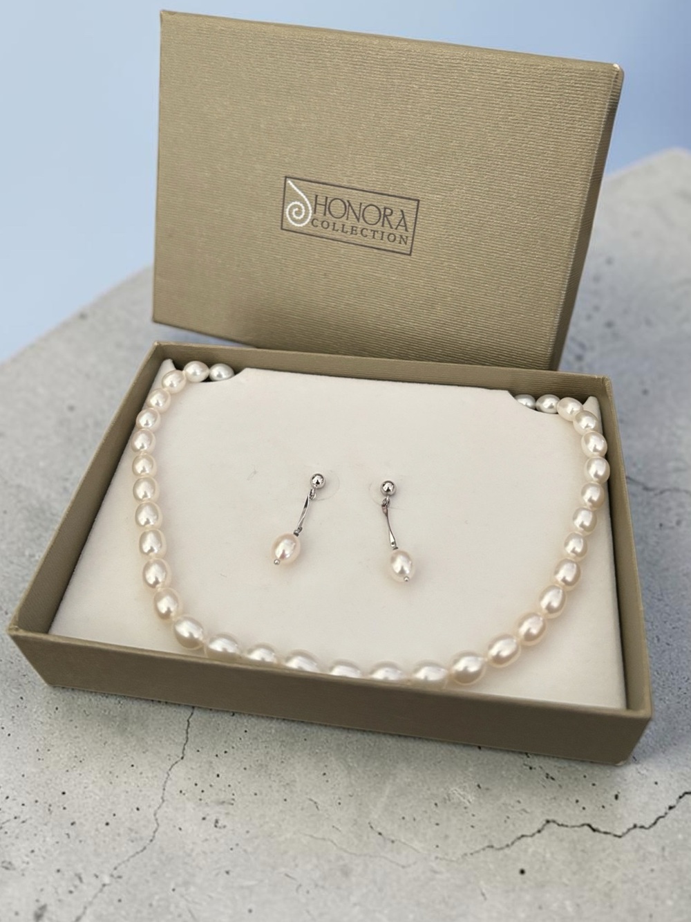 NWT HONORA White Freshwater Pearl Necklace & Drop Earrings Set Silver